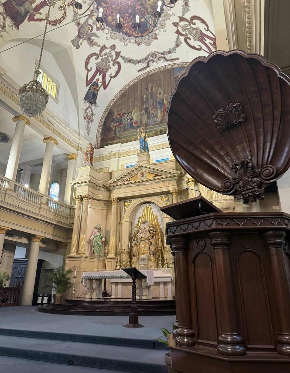 The shell-canopied pulpit before the high altar